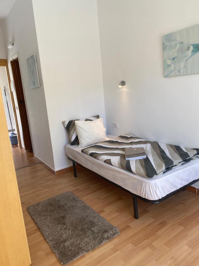 Hostal Villa Senese Peguera Exteriör bild